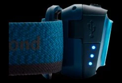 Lampe Frontale Black Diamond Cosmo 350-R Bleu -Lumiere Velo unnamed file 1004