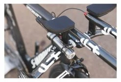 Support Éclairage Exposure Lights Silicone Pour Cintre Aero -Lumiere Velo unnamed file 1147