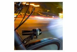 Support Eclairage Pour Fourche Supernova Airstream Fixation -Lumiere Velo unnamed file 1737